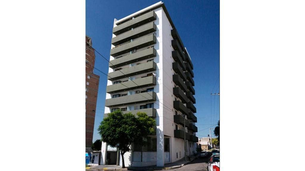 Apartamento Departamento B° Guemes Con Cochera *